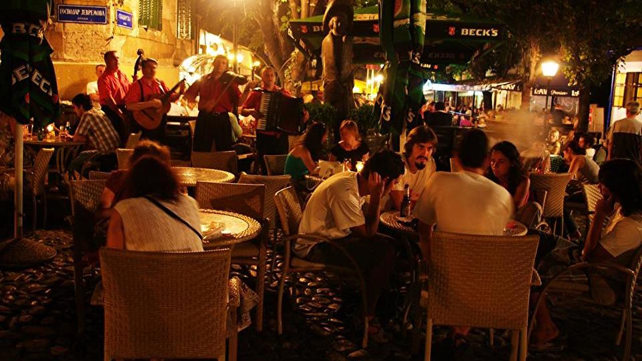 Skadarlija,_Beograd1.jpg